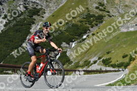 Photo #2668130 | 16-08-2022 13:21 | Passo Dello Stelvio - Waterfall curve BICYCLES