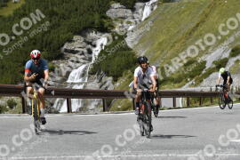Photo #2769889 | 28-08-2022 13:35 | Passo Dello Stelvio - Waterfall curve BICYCLES