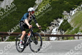Photo #2337030 | 17-07-2022 13:30 | Passo Dello Stelvio - Waterfall curve BICYCLES