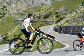 Photo #2398723 | 25-07-2022 10:48 | Passo Dello Stelvio - Waterfall curve BICYCLES