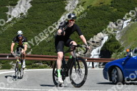 Photo #2216849 | 02-07-2022 10:12 | Passo Dello Stelvio - Waterfall curve BICYCLES