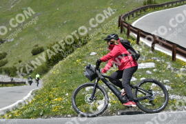 Photo #3160327 | 18-06-2023 13:40 | Passo Dello Stelvio - Waterfall curve BICYCLES