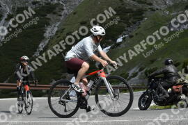 Fotó #3123502 | 17-06-2023 09:56 | Passo Dello Stelvio - Vízesés kanyar Bicajosok