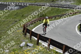 Fotó #3541819 | 20-07-2023 11:33 | Passo Dello Stelvio - Vízesés kanyar Bicajosok