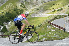Photo #2411894 | 26-07-2022 14:19 | Passo Dello Stelvio - Waterfall curve BICYCLES