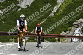 Photo #2336025 | 17-07-2022 11:14 | Passo Dello Stelvio - Waterfall curve BICYCLES