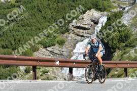 Photo #2541794 | 08-08-2022 09:49 | Passo Dello Stelvio - Waterfall curve BICYCLES