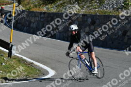 Photo #4035658 | 23-08-2023 10:11 | Passo Dello Stelvio - Waterfall curve BICYCLES
