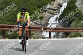 Photo #2202508 | 27-06-2022 10:33 | Passo Dello Stelvio - Waterfall curve BICYCLES