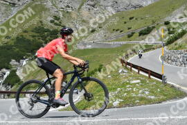 Photo #2400420 | 25-07-2022 12:38 | Passo Dello Stelvio - Waterfall curve BICYCLES