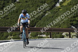 Photo #2721885 | 23-08-2022 14:54 | Passo Dello Stelvio - Waterfall curve BICYCLES