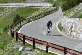 Photo #2171773 | 20-06-2022 15:49 | Passo Dello Stelvio - Waterfall curve BICYCLES