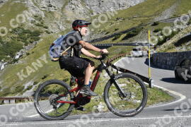 Photo #2740323 | 25-08-2022 10:05 | Passo Dello Stelvio - Waterfall curve BICYCLES