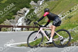 Photo #2409825 | 26-07-2022 11:15 | Passo Dello Stelvio - Waterfall curve BICYCLES