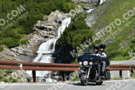 Photo #2175550 | 23-06-2022 10:05 | Passo Dello Stelvio - Waterfall curve