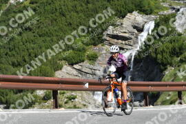 Photo #2306483 | 15-07-2022 09:53 | Passo Dello Stelvio - Waterfall curve BICYCLES