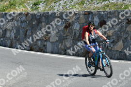 Photo #2352893 | 19-07-2022 11:23 | Passo Dello Stelvio - Waterfall curve BICYCLES