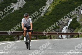 Photo #2439972 | 30-07-2022 11:00 | Passo Dello Stelvio - Waterfall curve BICYCLES