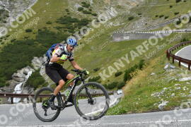 Photo #2682484 | 17-08-2022 11:44 | Passo Dello Stelvio - Waterfall curve BICYCLES