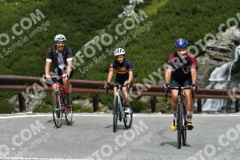 Photo #2409658 | 26-07-2022 11:07 | Passo Dello Stelvio - Waterfall curve BICYCLES