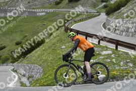 Photo #3114909 | 16-06-2023 12:21 | Passo Dello Stelvio - Waterfall curve BICYCLES