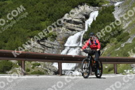 Photo #3737758 | 06-08-2023 12:18 | Passo Dello Stelvio - Waterfall curve BICYCLES