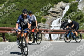 Photo #2295273 | 13-07-2022 10:30 | Passo Dello Stelvio - Waterfall curve BICYCLES