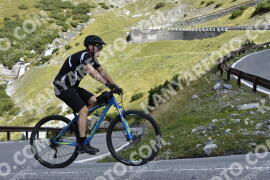 Photo #2767678 | 28-08-2022 10:44 | Passo Dello Stelvio - Waterfall curve BICYCLES