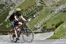 Photo #2148026 | 18-06-2022 11:09 | Passo Dello Stelvio - Waterfall curve BICYCLES