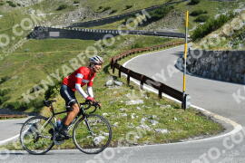Photo #2397914 | 25-07-2022 10:05 | Passo Dello Stelvio - Waterfall curve BICYCLES