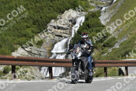 Photo #3851846 | 13-08-2023 10:16 | Passo Dello Stelvio - Waterfall curve