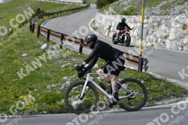 Fotó #3163289 | 18-06-2023 16:47 | Passo Dello Stelvio - Vízesés kanyar Bicajosok