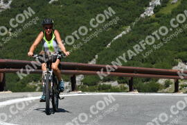 Photo #2352821 | 19-07-2022 11:09 | Passo Dello Stelvio - Waterfall curve BICYCLES