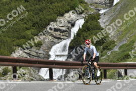 Photo #3253344 | 27-06-2023 10:45 | Passo Dello Stelvio - Waterfall curve BICYCLES