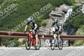 Photo #2363382 | 21-07-2022 10:58 | Passo Dello Stelvio - Waterfall curve BICYCLES