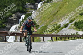 Photo #2507775 | 04-08-2022 15:27 | Passo Dello Stelvio - Waterfall curve BICYCLES