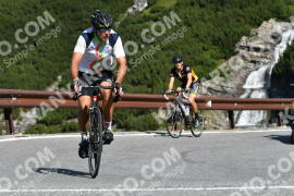 Photo #2412126 | 26-07-2022 09:52 | Passo Dello Stelvio - Waterfall curve BICYCLES