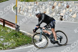Photo #2198791 | 26-06-2022 15:25 | Passo Dello Stelvio - Waterfall curve BICYCLES