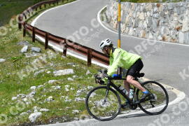 Photo #2419125 | 27-07-2022 14:27 | Passo Dello Stelvio - Waterfall curve BICYCLES
