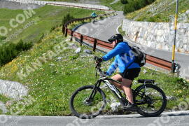 Foto #2219183 | 02-07-2022 17:12 | Passo Dello Stelvio - Curva di cascata BICICLETTA
