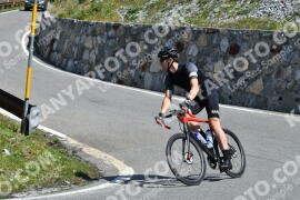 Photo #2399144 | 25-07-2022 11:14 | Passo Dello Stelvio - Waterfall curve BICYCLES