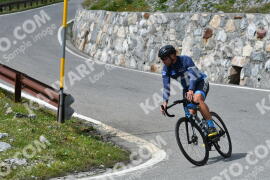 Photo #2384918 | 24-07-2022 15:24 | Passo Dello Stelvio - Waterfall curve BICYCLES