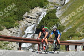 Photo #4035816 | 23-08-2023 10:27 | Passo Dello Stelvio - Waterfall curve BICYCLES