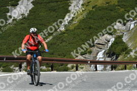 Photo #2669117 | 16-08-2022 11:16 | Passo Dello Stelvio - Waterfall curve BICYCLES
