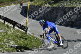 Photo #3496995 | 16-07-2023 09:47 | Passo Dello Stelvio - Waterfall curve BICYCLES