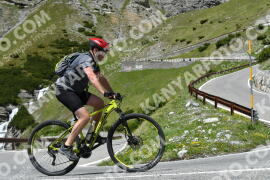 Photo #2137849 | 17-06-2022 13:27 | Passo Dello Stelvio - Waterfall curve BICYCLES