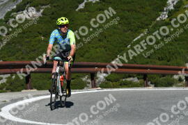 Fotó #3983271 | 20-08-2023 10:14 | Passo Dello Stelvio - Vízesés kanyar Bicajosok