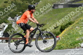 Photo #2202595 | 27-06-2022 10:37 | Passo Dello Stelvio - Waterfall curve BICYCLES