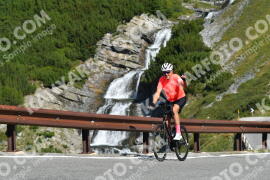 Photo #3898395 | 15-08-2023 10:06 | Passo Dello Stelvio - Waterfall curve BICYCLES