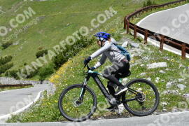 Photo #2191609 | 25-06-2022 12:59 | Passo Dello Stelvio - Waterfall curve BICYCLES